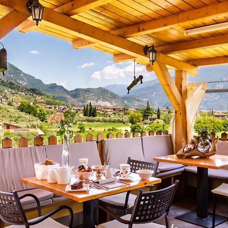 Agritur Eden Marone Villa Riva del Garda Exterior photo